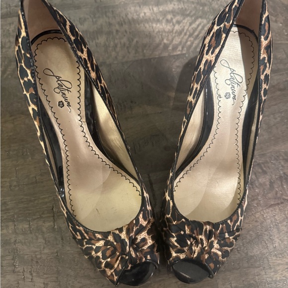 BP Leopard Print Peep Toe Heels - Picture 2 of 7